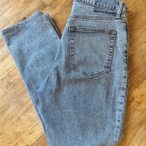 Abercrombie 90s Slim Straight Ultra High Rise Jeans Size 29 Short